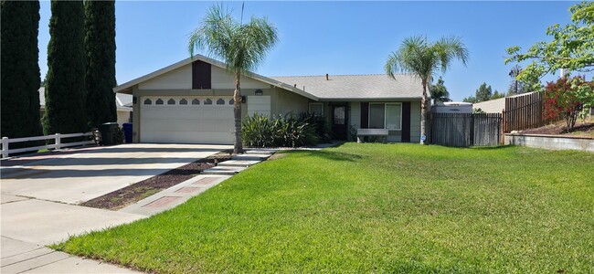 2283 La Salle Ave