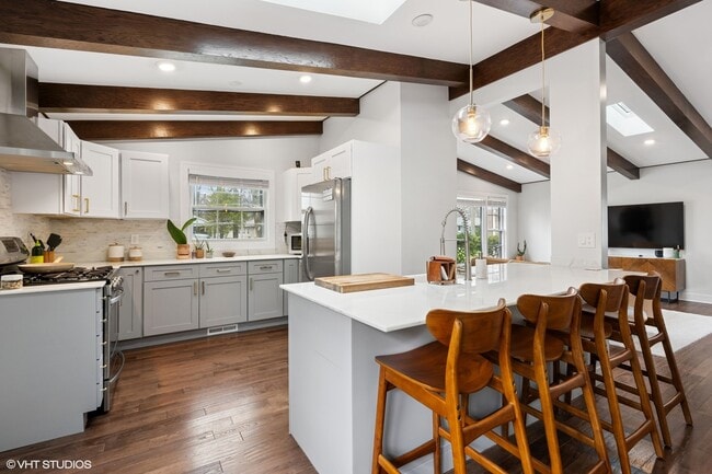 Photo - 1181 Sherwood Rd