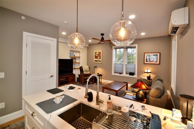 Photo - 474 Piermont Ave