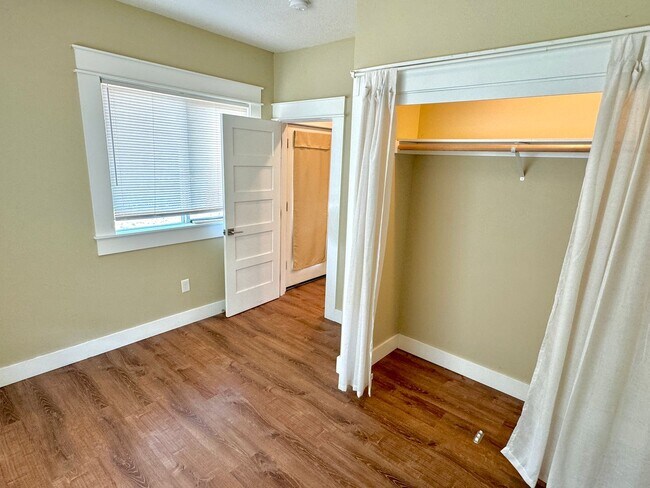 Photo - Portsmouth Neighborhood Updated 3-Story Ho...