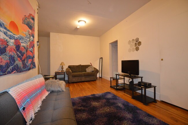 Photo - 66 Egmont St