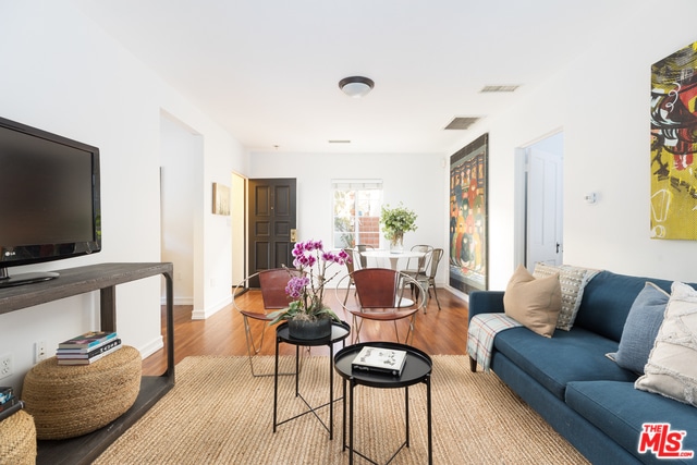 Photo - 10840 Lindbrook Dr Unidad #9