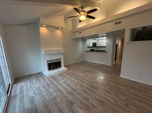 Photo - 229 St Luke Ct