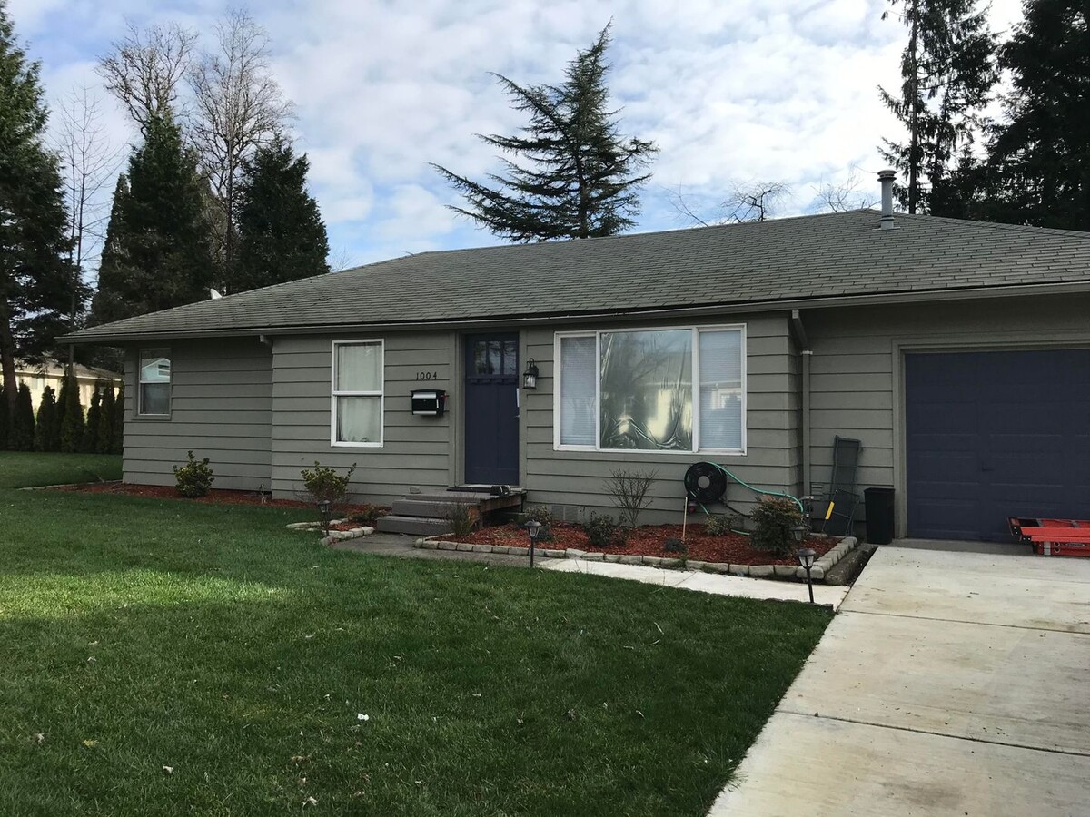 3 Bedroom 1 Bath Home Newberg OR - 3 Bedroom 1 Bath Home Newberg OR