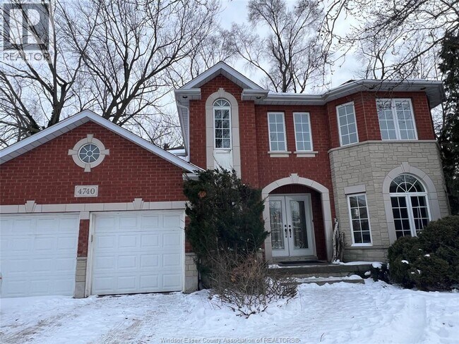 Photo - 4740 Wembley Ct