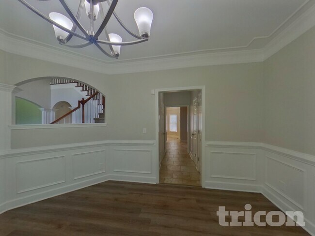 Photo - 790 James Madison Dr