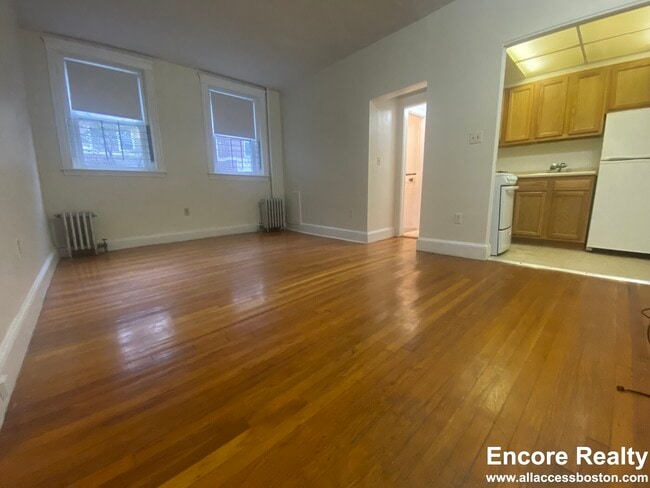 Photo - 66 Chiswick Rd Unit 3