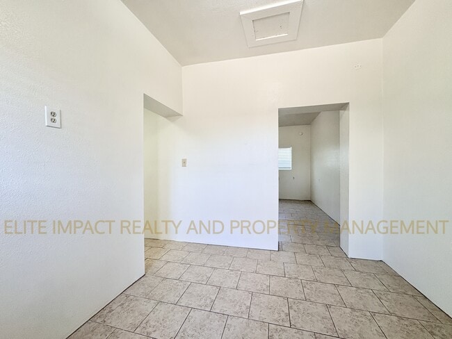 Photo - 2454 N Treat Ave