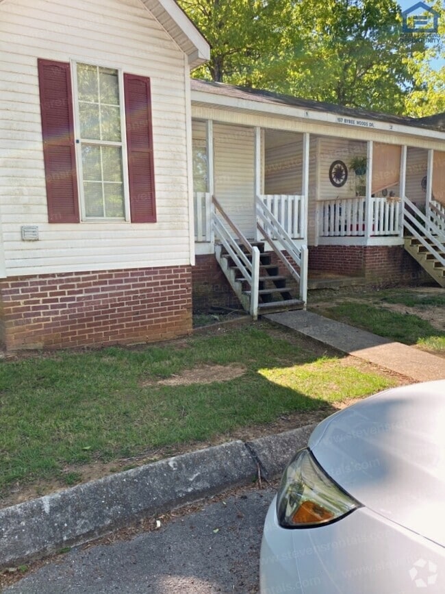 Building Photo - 157 Bybee Woods Dr Rental
