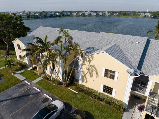 Photo - 1400 Jefferson Dr Unit 1400B