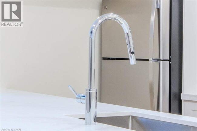 Photo - 100 Charlton Ave W Unit LL03