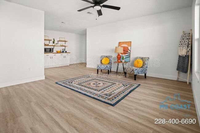 Photo - 218 Dogwood Dr