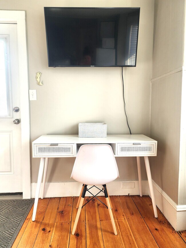 Photo - 792 Grove St Unit 1