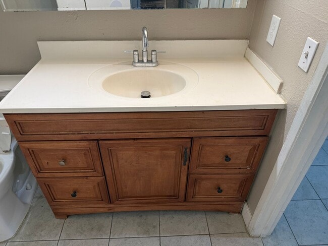 Photo - NEWLY RENOVATED 1BD 1BTH!! ALL UTILITIES INCLUDED! APPLY NOW!!