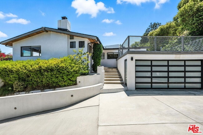 Photo - 1317 Devlin Dr