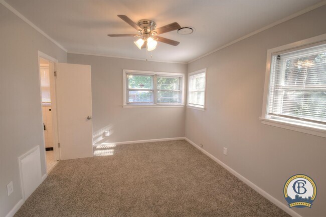 Photo - 1304 Carol Dr