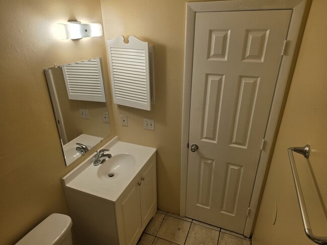 Photo - 3421 Whittier St Unit B