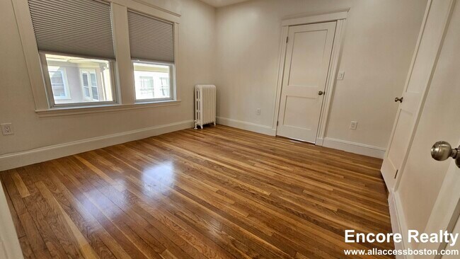 Photo - 16 Gerald Rd Unidad 2