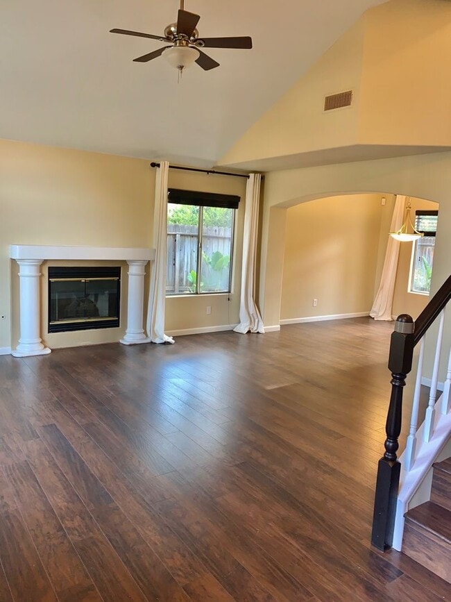 Photo - Beautifully Updated 4/2.5 near Woodward Park
