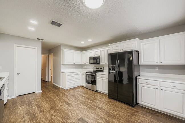 Photo - 3904 Stonewick Ct