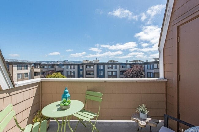 Photo - 6400 Christie Ave Unit 4422