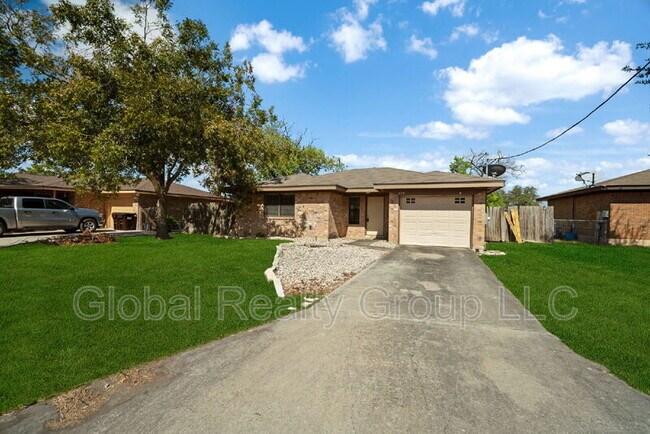 Photo - 309 Meadow Dr