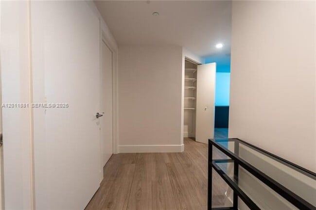 Photo - 500 Brickell Ave Unidad 500 Brickell Ave # 1407
