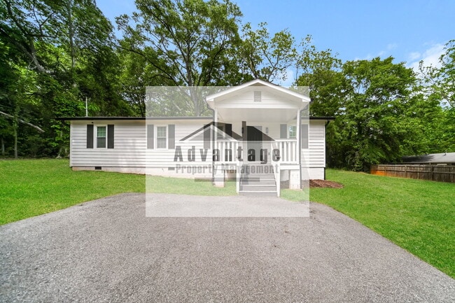 Building Photo - 1345 D F Fuller Dr