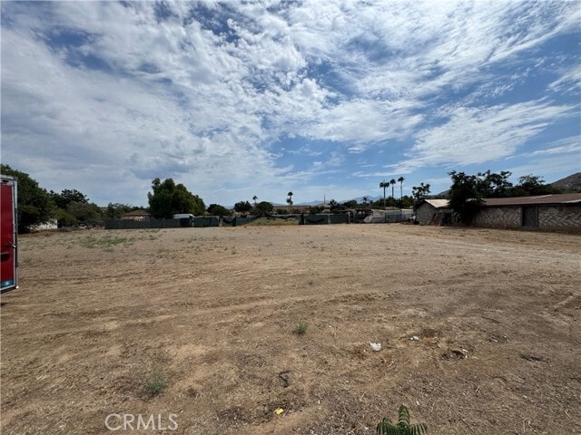 5995 La Sierra Ave