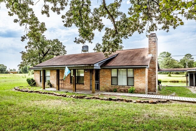 Building Photo - 1769 State Hwy 75 N Rental