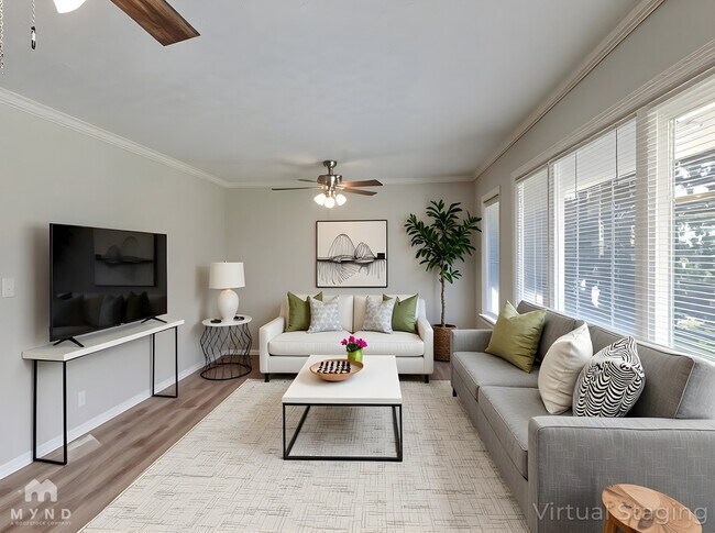 Photo - 906 King Dr SE