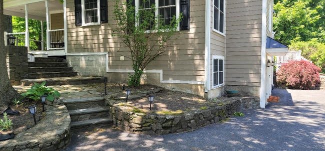 Photo - 75 Vassar Rd