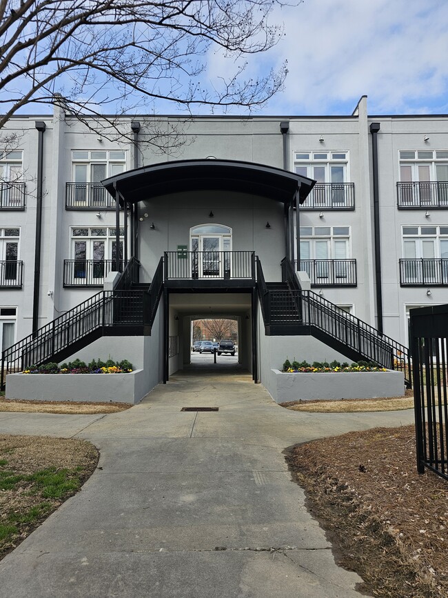 502 Pryor St SW