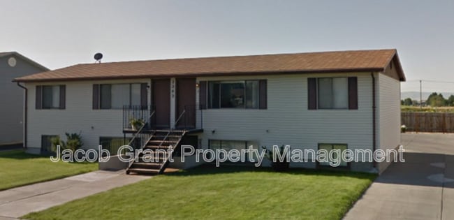 Building Photo - 2282 Stace St