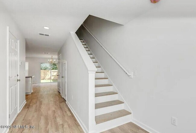 Photo - 3585 Drexel St