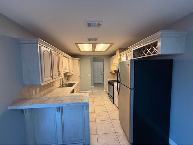 Photo - 2204 N 48th St