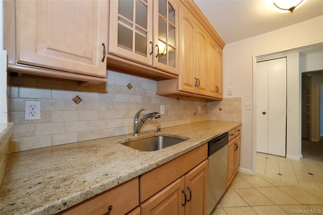 Photo - 300 High Point Dr Unit 502