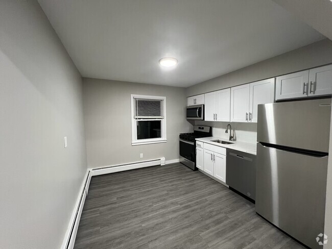 Building Photo - 108 Columbia Ave Unit 2B Rental