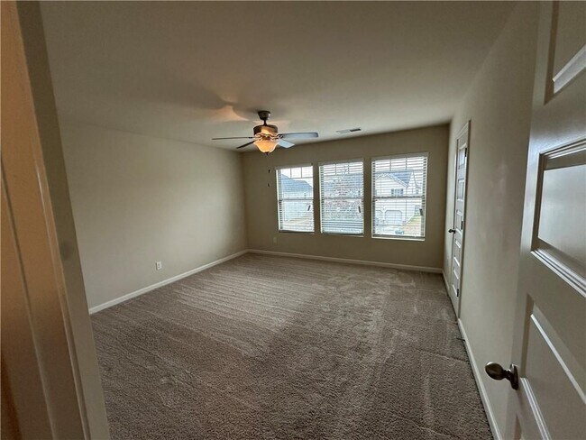 Photo - 376 Pernell Dr