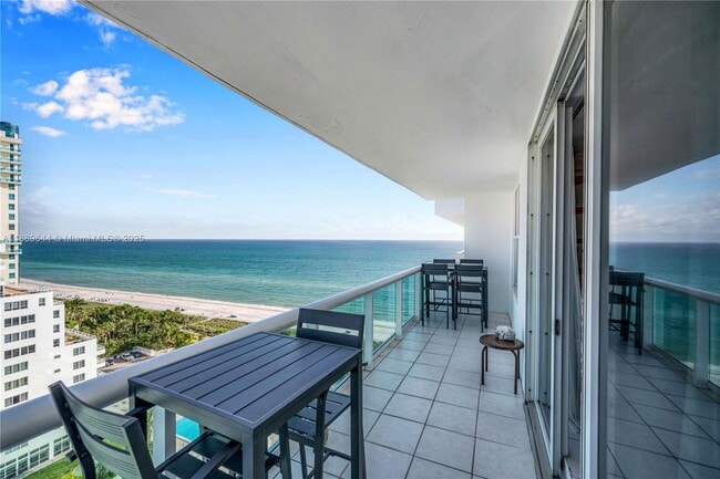 Building Photo - 5001 Collins Ave Unit 16F