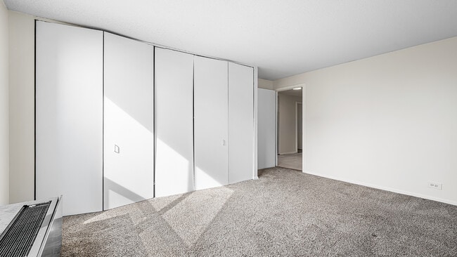 Photo - 899 S Plymouth Ct Unidad 503