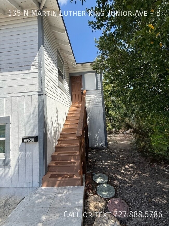 Building Photo - 135 N Martin Luther King Jr Ave Unit B