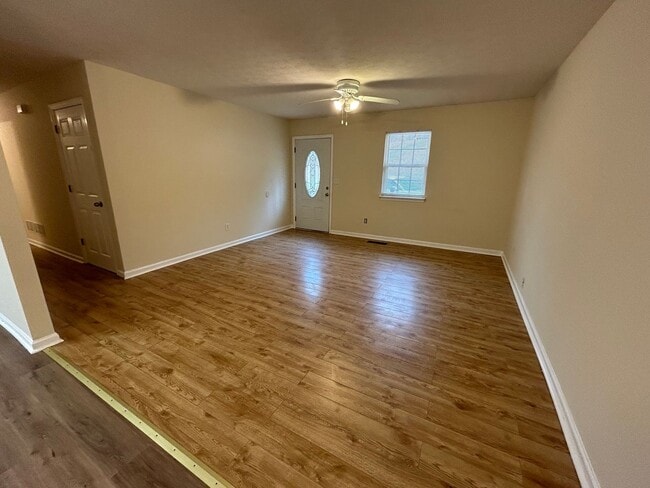 Photo - 360 Widgeon Dr