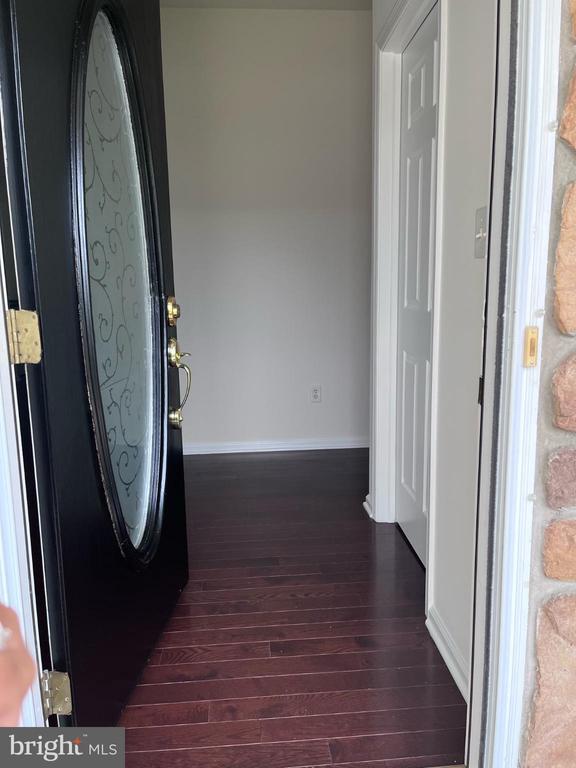 Photo - 326 Keswick Dr