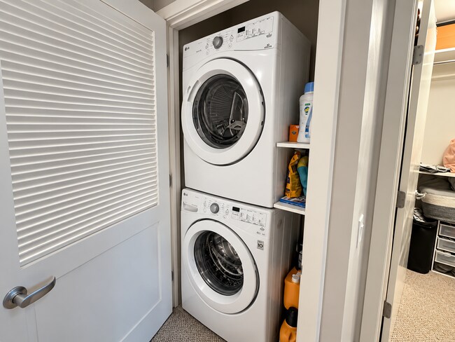 Photo - 4311 N Sheridan Rd Unit 205