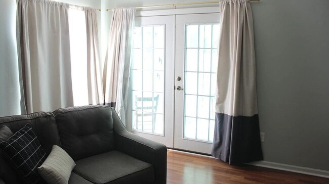 Photo - 1005 Weschester Ct