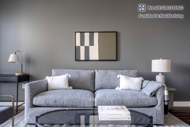 Photo - 550 Moreland Way Unidad FL4-ID1251