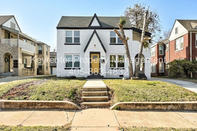 Photo - N Gatewood Ave Duplex Unit 1831