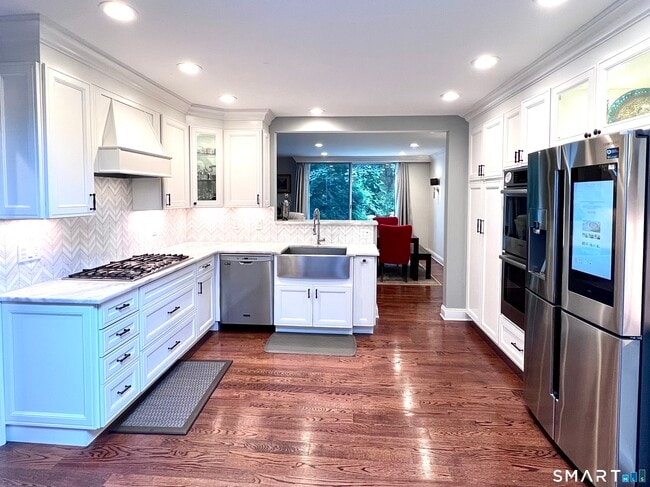 Photo - 32 Regents Pk Unit 32