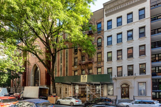 Photo - 227 E 87th St